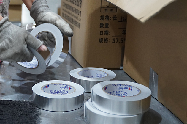 Kontrola opakowań wysyłkowych